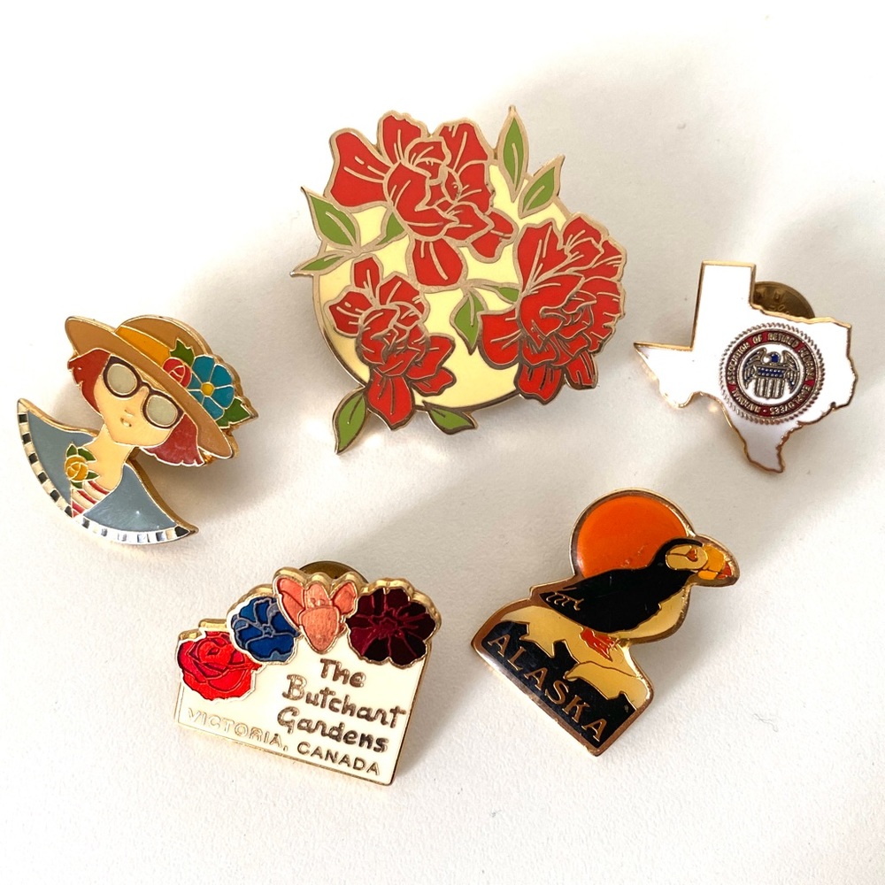 Lot of 5 Vintage Travel Pins Jacket Lapel Enamel Tack Badges Texas Alaska Canada